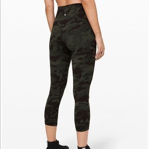 Lululemon Align Crop 21” - Camo